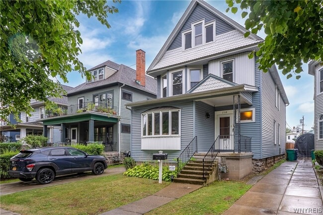 Building Photo - 238 Saranac Ave