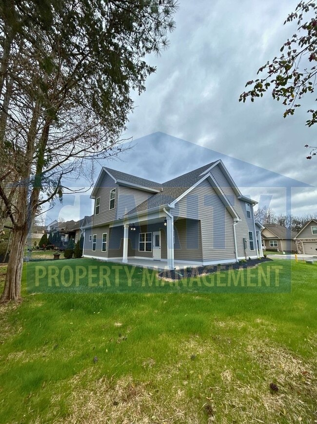 Photo - *Brand New* 4 bedroom home!