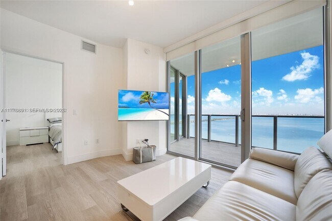 Photo - 2900 NE 7th Ave Unidad 2505