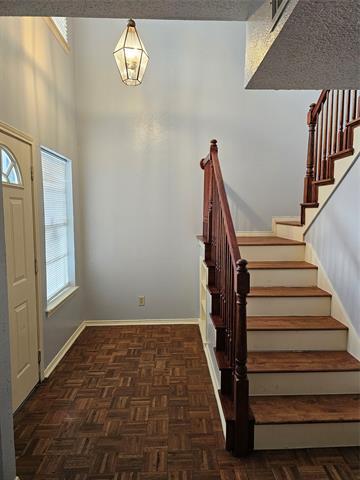 Photo - 701 Towne House Ln