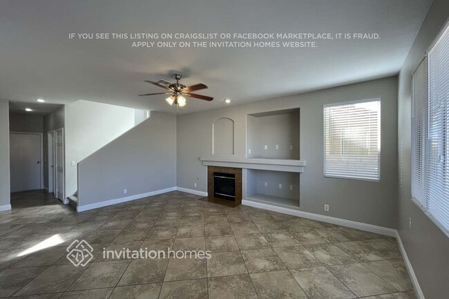 Photo - 592 Kavanagh Pl