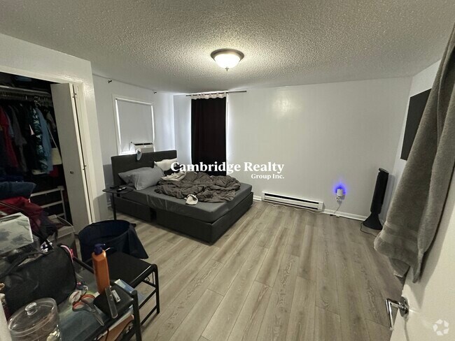 Building Photo - 33A Fountain Ave Rental