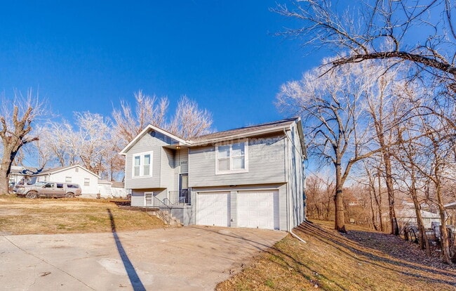 Photo - 3711 N Lydia Ave