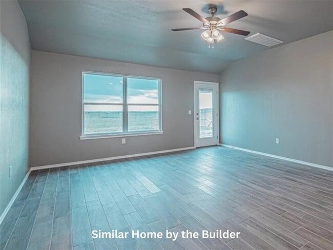 Photo - 1630 Highland Loop