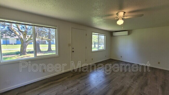 Photo - 303 E First Ave