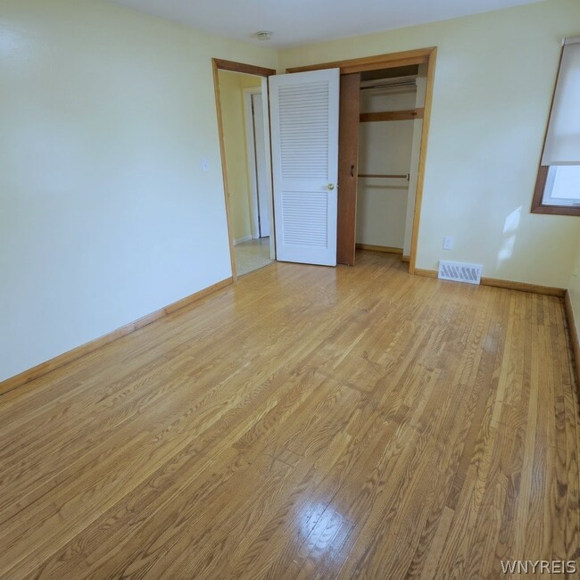 9 Floreis Ct