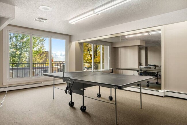 Photo - 9907-9104 104 Street NW Unit ID1314511P