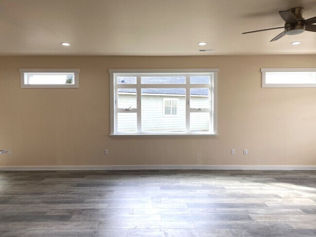 Photo - 2026 Home in Dallesport