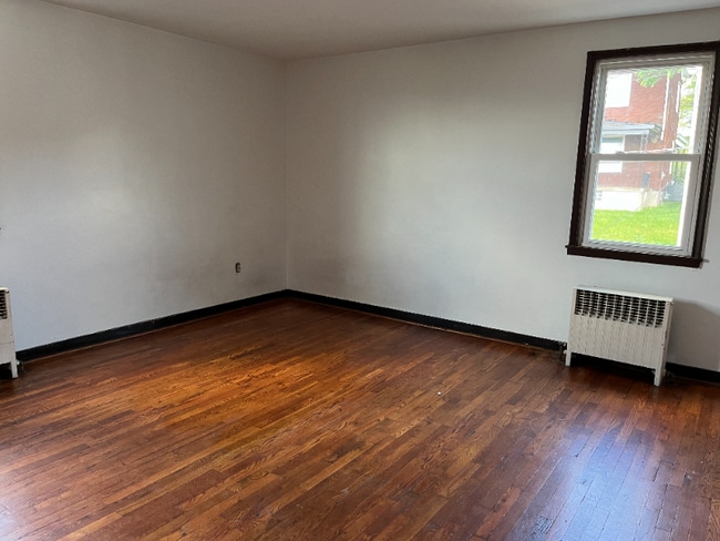 Photo - 210 Locust St Unit 2