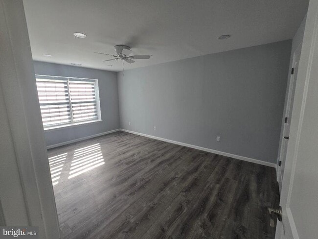 Photo - 3815A Adelaide Dr