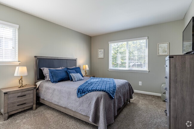 1BD, 1BA - 860SF - Primary Bedroom
