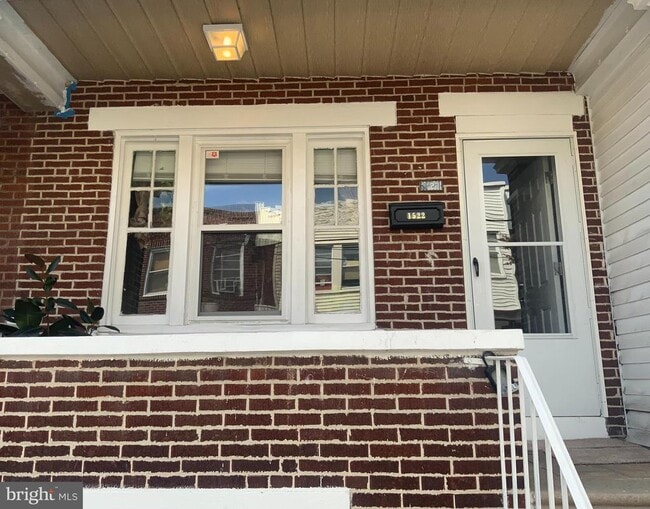 Building Photo - 1522 S Myrtlewood St Rental
