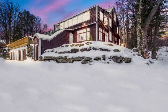 17 Upper Highlands Loop Unit SI ID1541129P