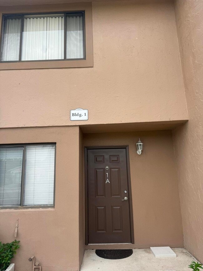 Photo - 139 Sparrow Dr