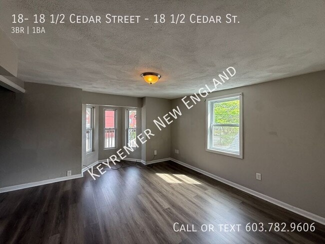 Photo - 18 1/2-18 1/2 Cedar St Unidad 18 1/2 Cedar St.