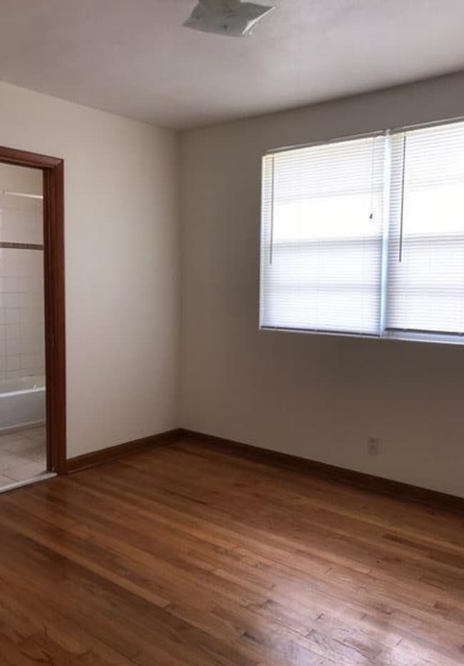 Photo - Cute as a Button, House For Rent, JAX Heights