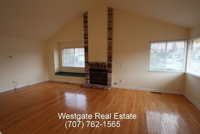 Photo - 1439 Morning Glory Dr