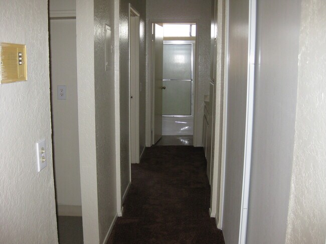 Sun Valley Apartments