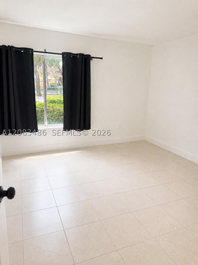 Photo - 2642 NW 33rd St Unit 1904