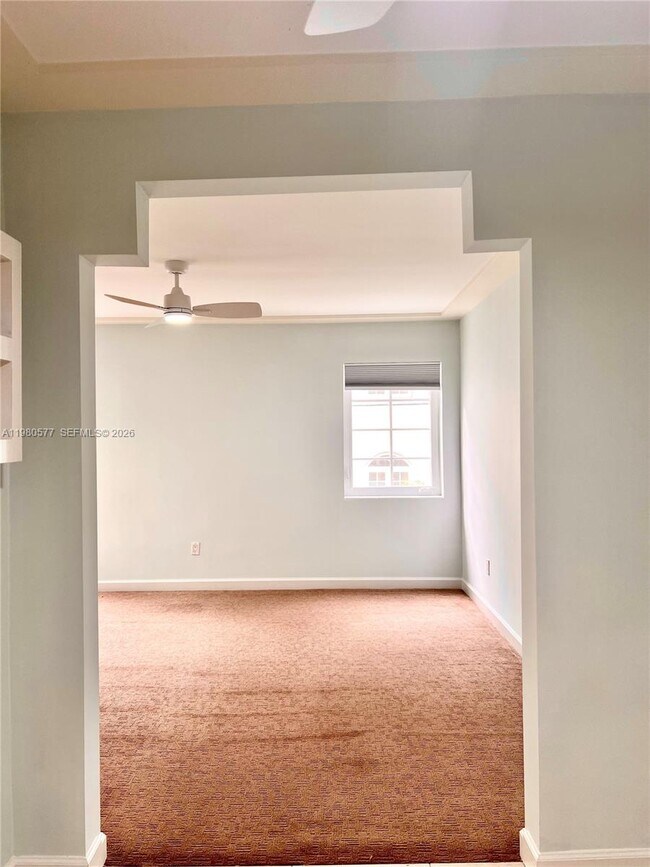 Photo - 260 Euclid Ave Unidad 28