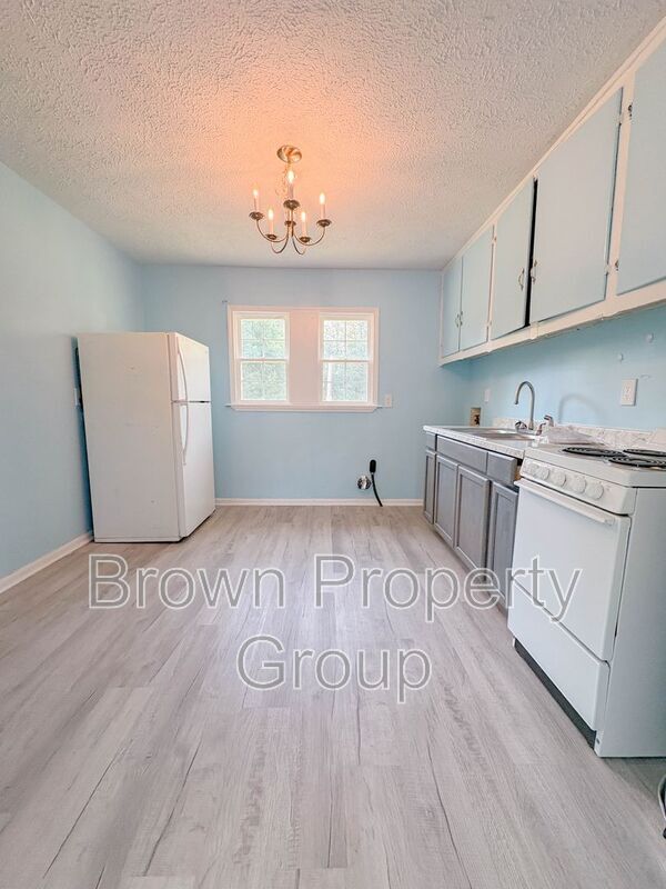 Photo - 1547 Center St