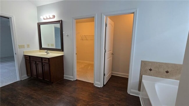 Photo - 2275 Copper Trail Ln NE