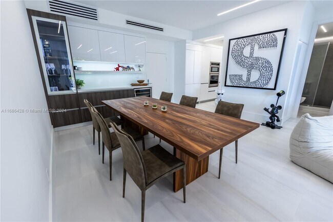 Photo - 3600 Mystic Pointe Dr Unidad 114