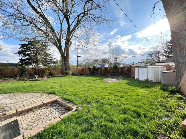 Photo - Move-In Ready 3 Bedroom, 1 Bathroom Home in Westland, MI