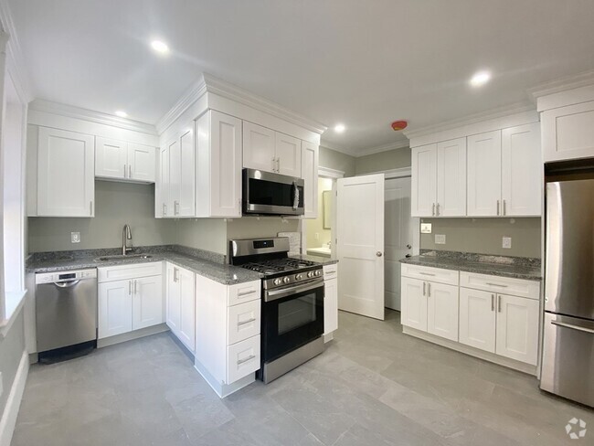 Building Photo - 131 Orleans St Unit 3F Rental