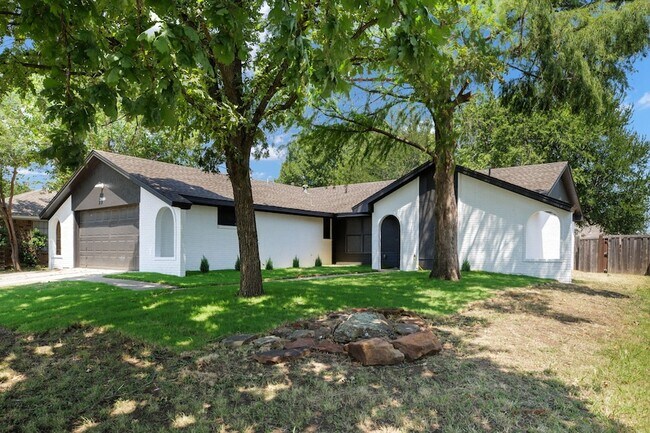 Photo - 3808 Yellowstone Pl