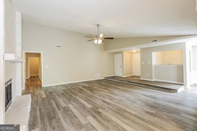 Photo - 299 Park Ridge Ct