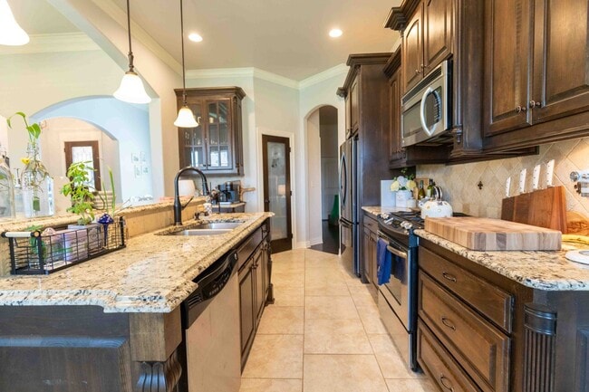 Photo - Beautiful 3 bedroom/2 Bathroom Home in Dog...