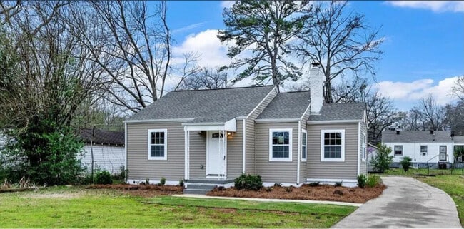 Building Photo - 5800 Court N Rental