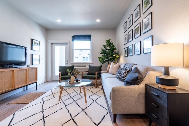 Photo - Sonder Fields Apartments