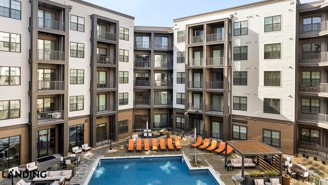 Photo - 2900 4th Ave NW Unit 347