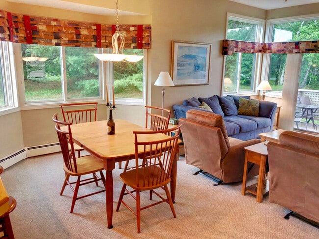 Building Photo - 41 Fairway Dr Ext Unit ID1248504P Rental