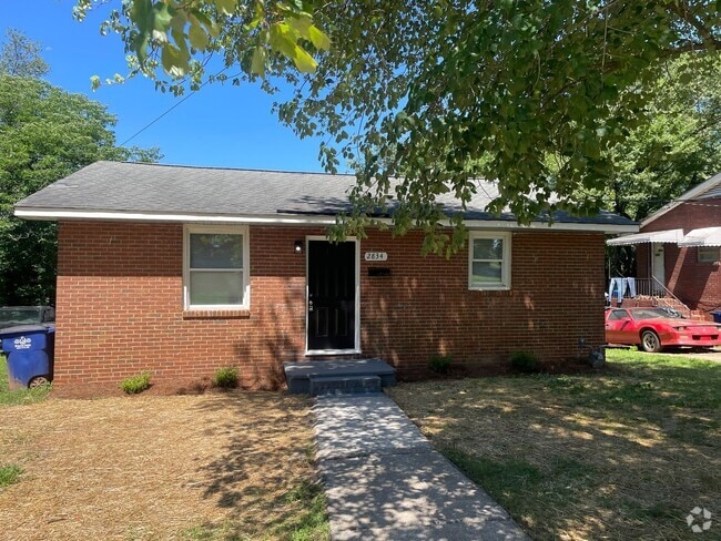 Building Photo - 2834 Ansonia St Rental