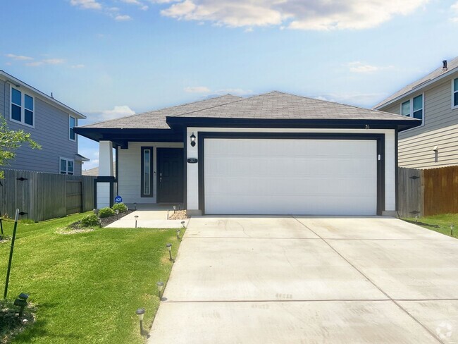 Building Photo - Modern and Beautiful - 3/BR and 2/BA Home ...