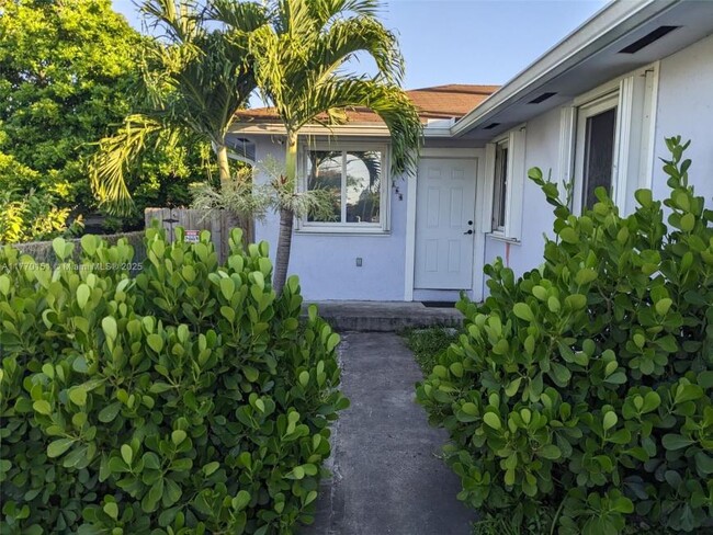 3 bedroom in Miami FL 33150 - 3 bedroom in Miami FL 33150 Rental