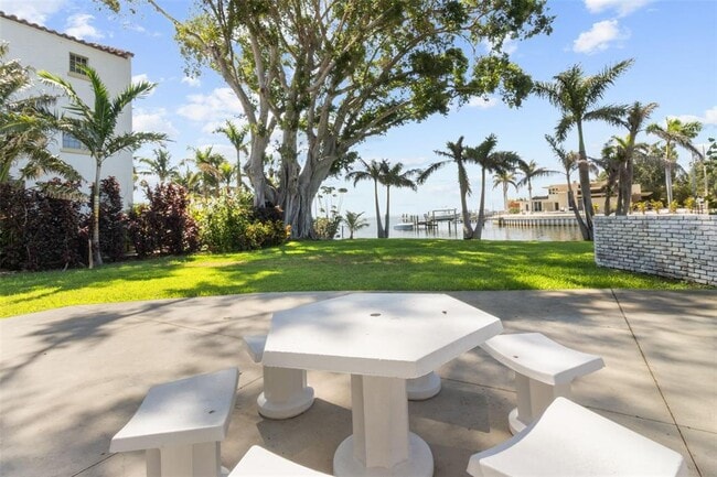 Photo - 11 Brightwaters Cir NE