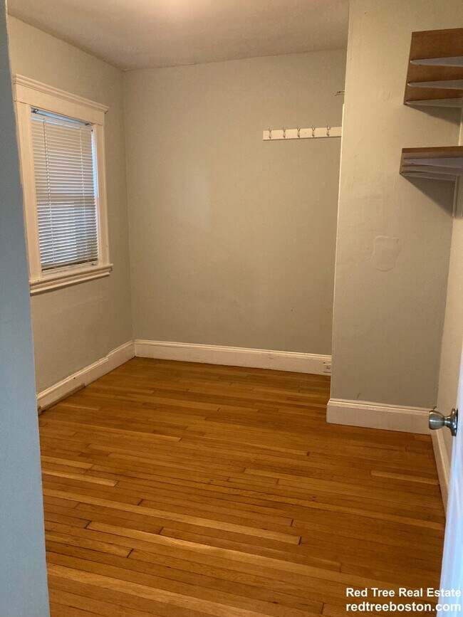 Photo - 15 Radnor Rd Unit 1