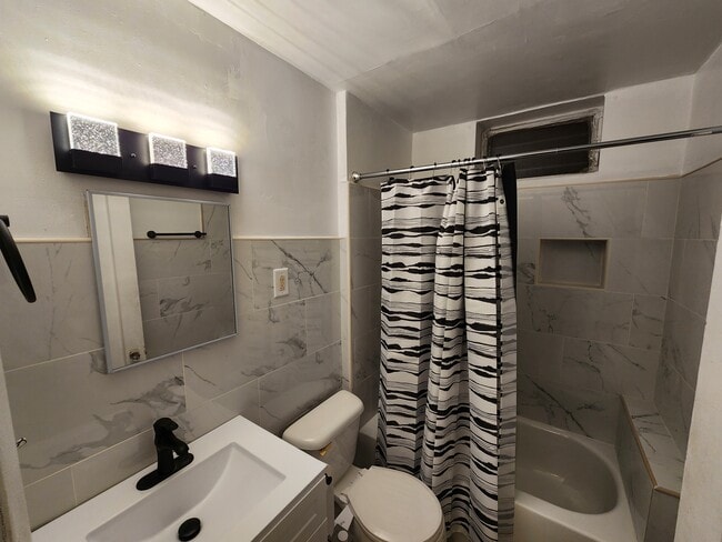 Bathroom - 3531 Pacific Ave Unit Apartment 7