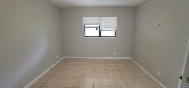 Photo - 4090 N Pine Island Rd Unit 303
