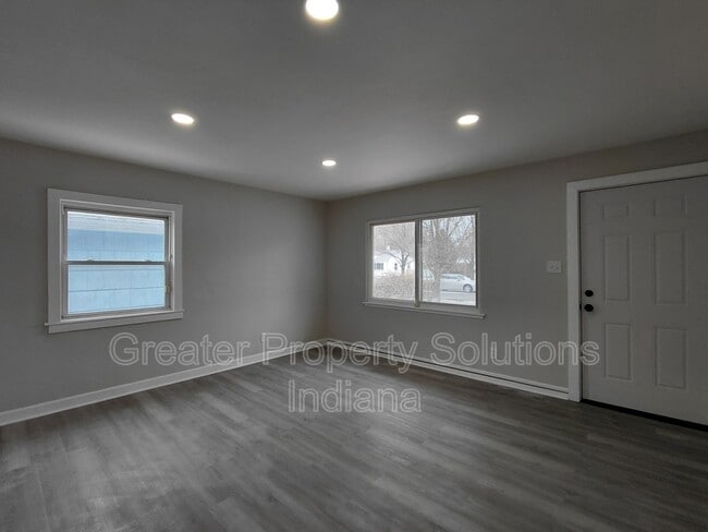 Photo - 7520 Chestnut Ave