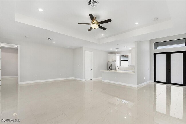 Photo - 2435 Tropicana Parkway W
