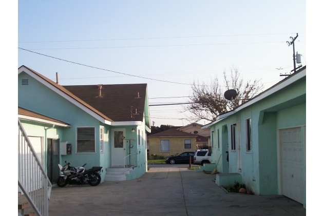 Photo - 9453-9459 Los Angeles St