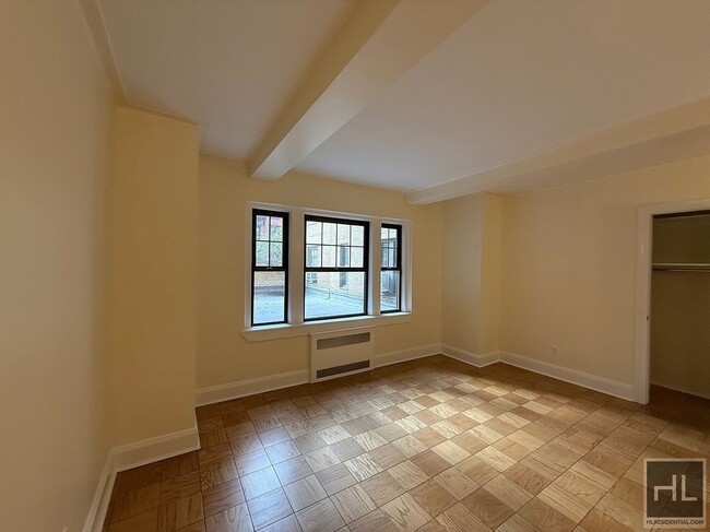 Photo - Christopher Street Unit 2K