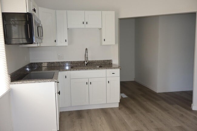 Photo - 2233 Groveport Rd