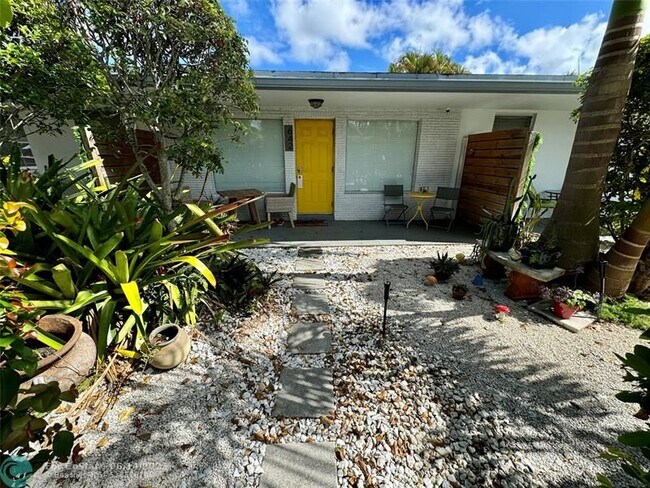 Photo - 642 NE 16th St