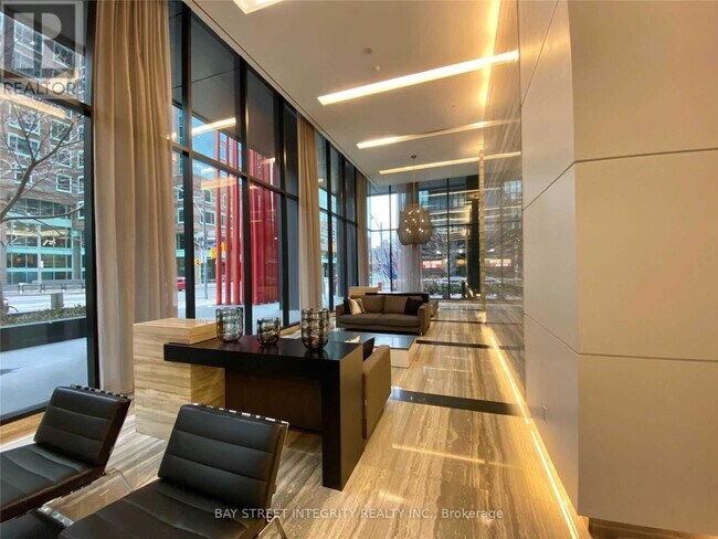 Photo - 110 Charles St E Unité 1509